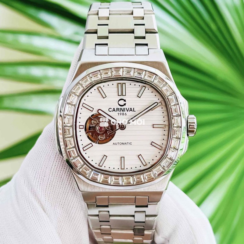 CARNIVAL NAUTILUS 8128G Like New