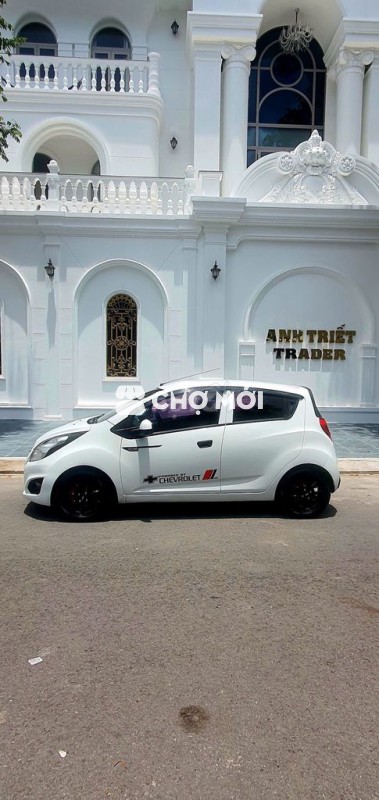 Bán xe Chevrolet Spark số sàn đời 2017 máy 1.2