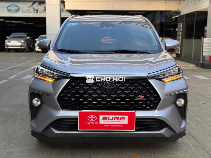 Veloz Top 2023 màu bạc - Xe gia đình chất xe đẹp