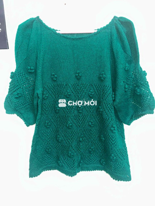 BÁN LỖ Áo len nữ màu xanh lục chất liệu len