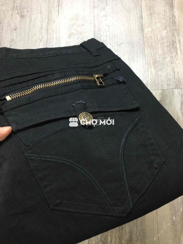 Chỉ thêu to          Avail.   size. 36