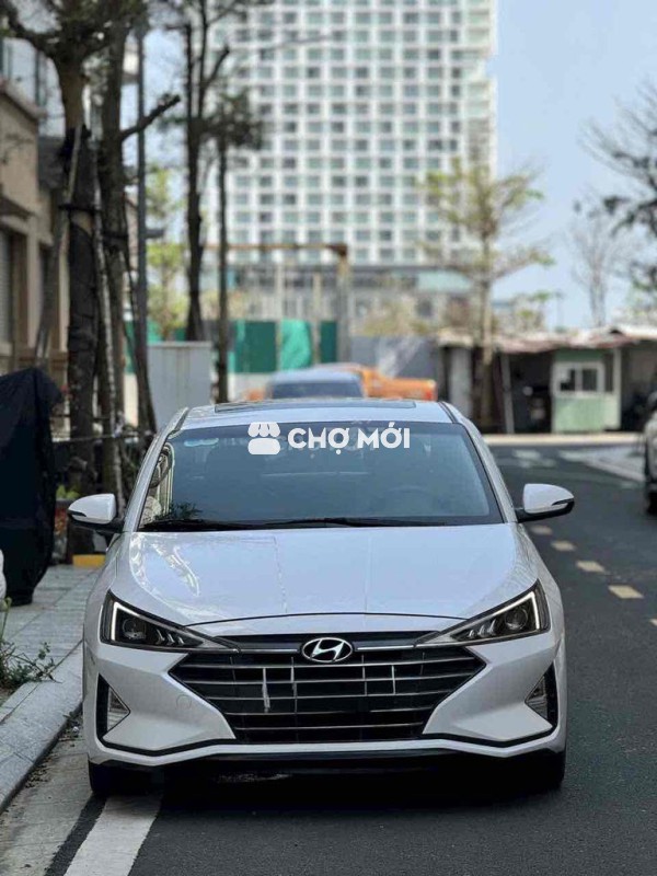 Hyundai Elantra 2019 1.6 AT - 42000 km