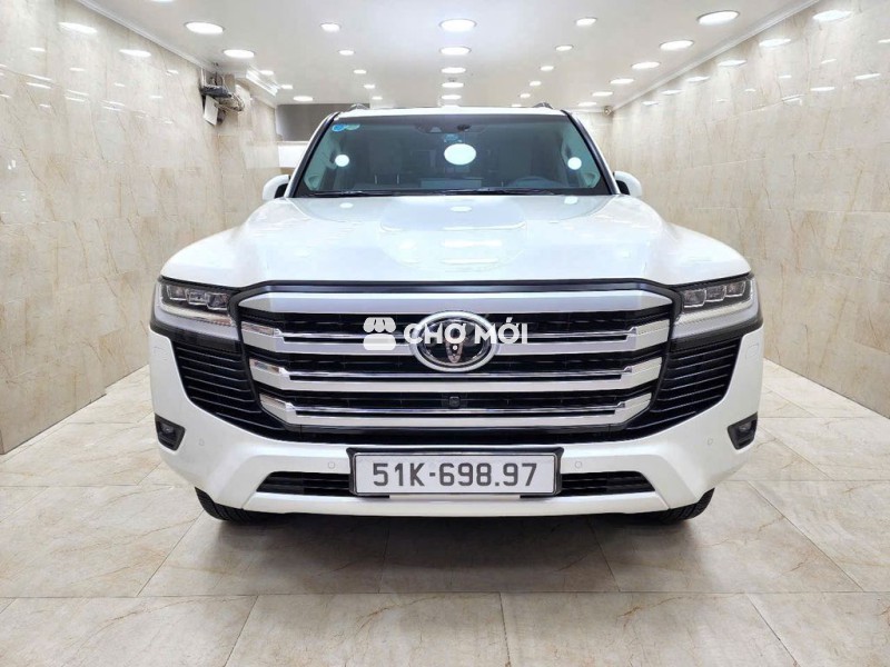 LandCruiser 2024  mới 99% nhà dùng kĩ còn bảo hành