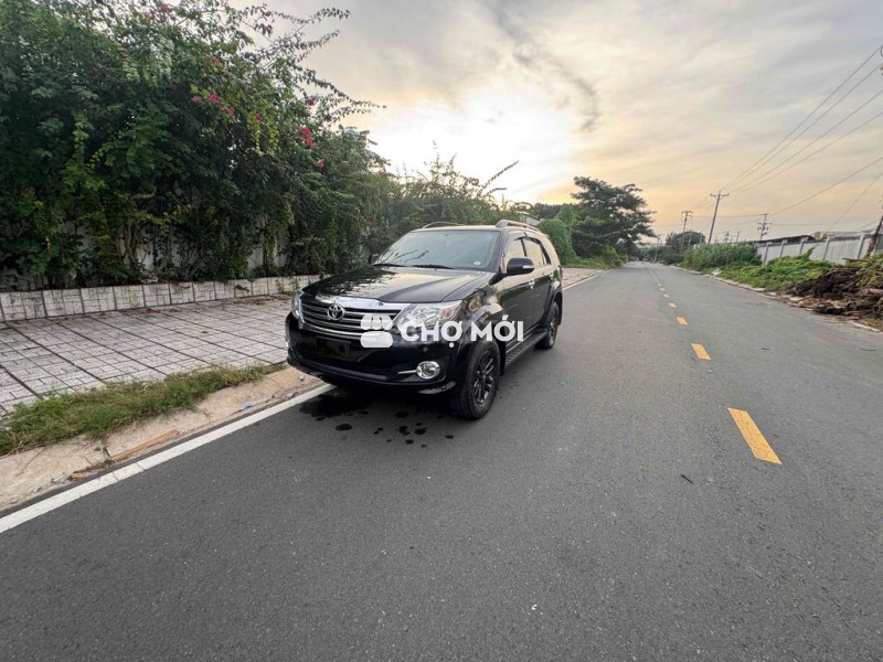 Toyota Fortuner 2015 2.7V 4x2 - 138000 km