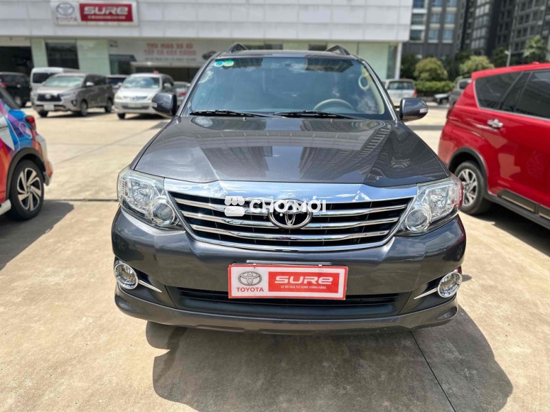 Toyota Fortuner 2014 2.7V 4x2 -7c tự động đẹp