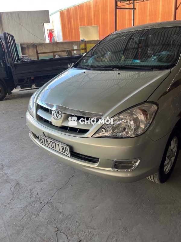 Toyota Innova 2006 G - 255000 km
