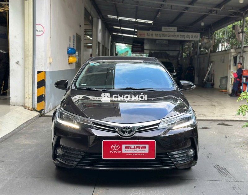 Toyota Corolla Altis 2.0V 2017 - chính chủ