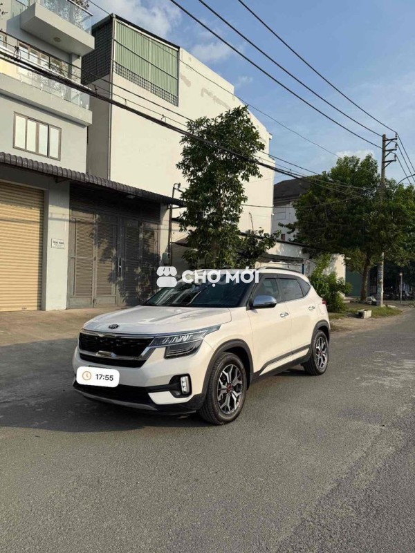Kia Seltos 2021 Premium 1.4 AT - 67000 km