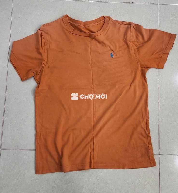 Áo thun nam và nữ hiệu Polo