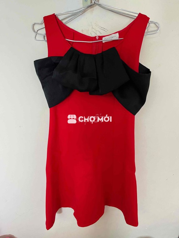 váy trễ vai