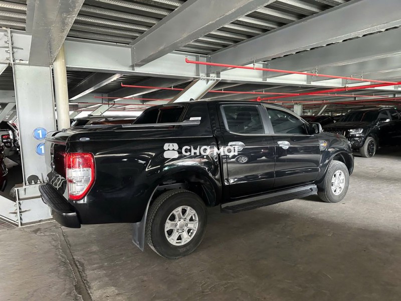 Ford Ranger XLS MT 2018, bảo hành 2026, vay 75%