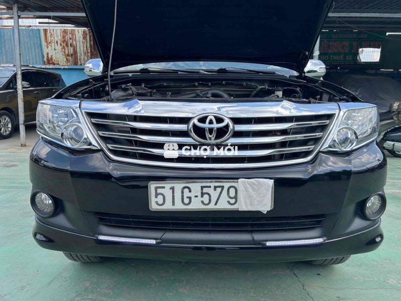 Toyota Fortuner 2014 2.7V 4x2 AT - 88888 km