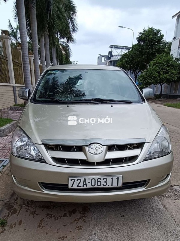 TOYOTA INNOVA 2.0 G ( xe gia đình )