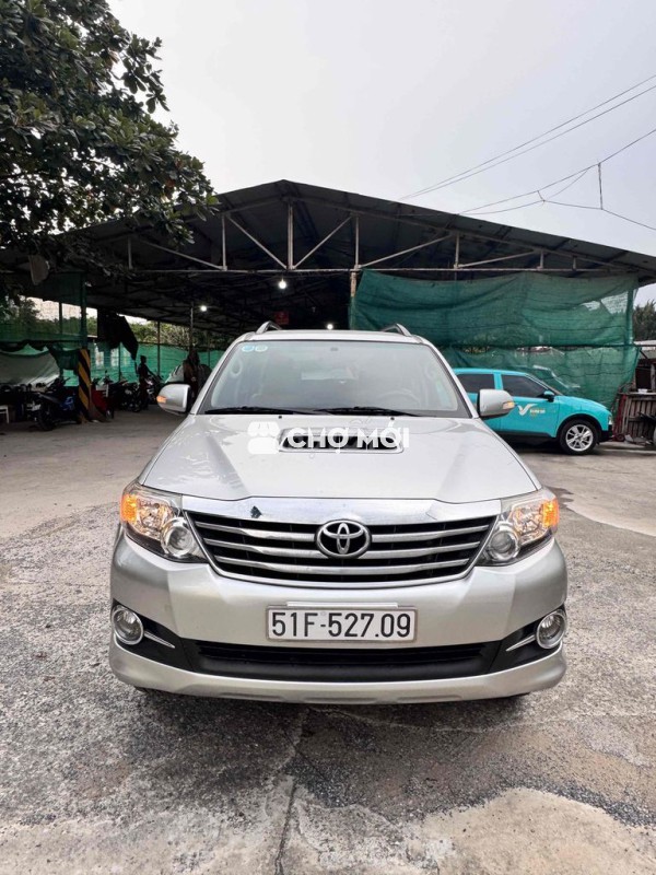 Toyota Fortuner 2015 2.5G - 95000