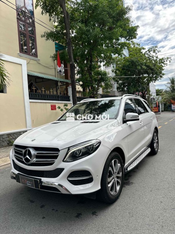 Mercedes Benz GLE400 4 matic model 2017- 103000 km