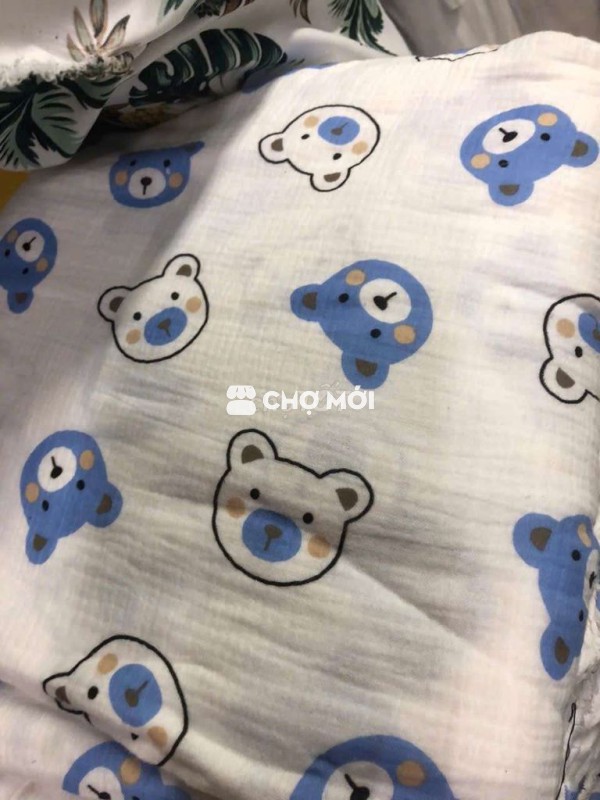 Khăn xô sơ sinh họa tiết Gấu
