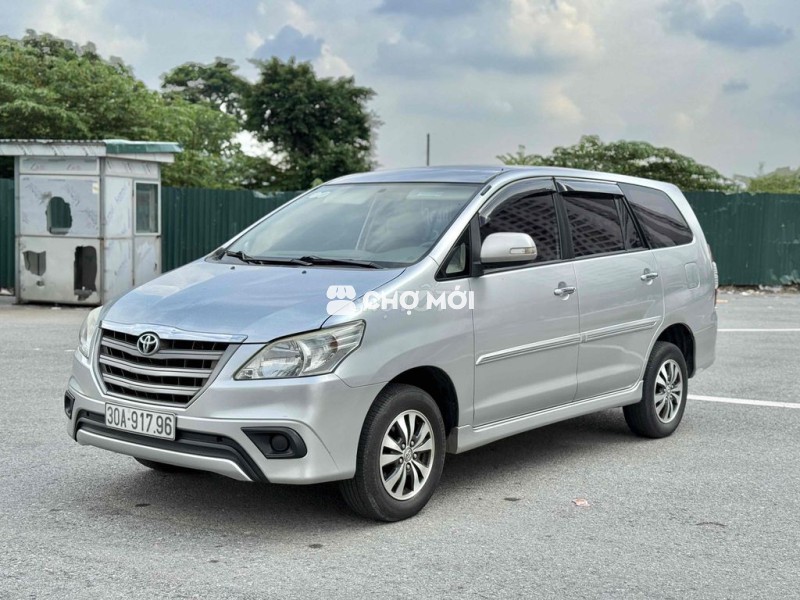 Toyota Innova 2015 2.0E số sàn