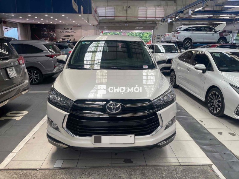 Toyota Innova Venturer 2.0G 2019 Xe hãng bán