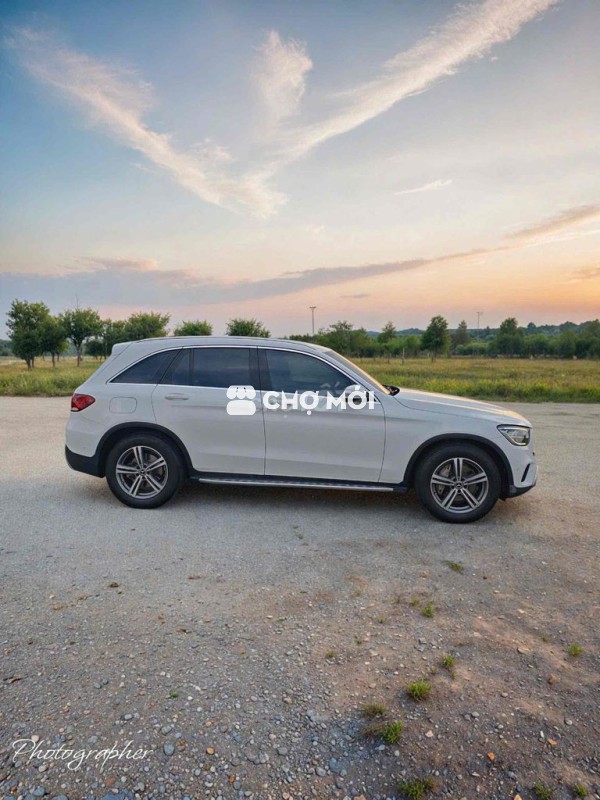 Mercedes Benz GLC 2019 200 - 90000 km