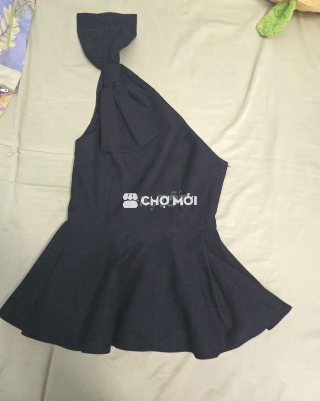 Áo kiểu, lệch vai