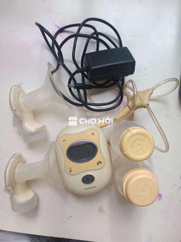 Máy hút sữa Medela freestyle