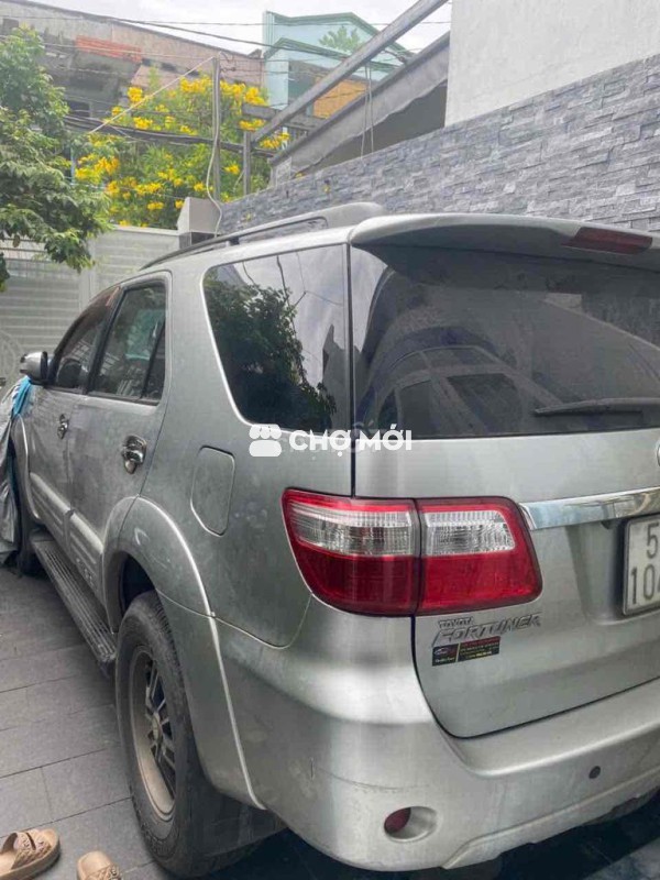 Toyota Fortuner 2011 2.7V - 170000 km