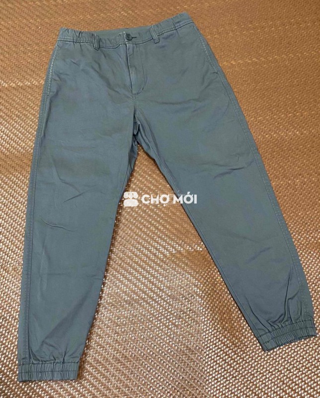 Quần Uniquino, size S ( cạp chun - Nhật)