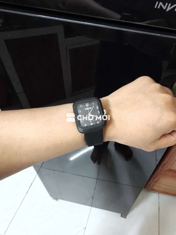 Đồng hồ Kezzi đen 99%