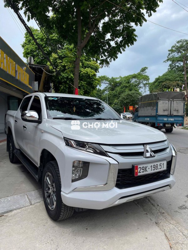 Mitsubishi Triton 4x2 AT 2023