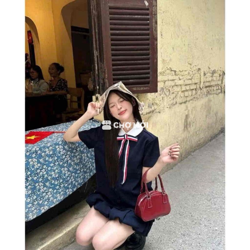 Set áo sơ mi xanh cổ sen trắng Mi