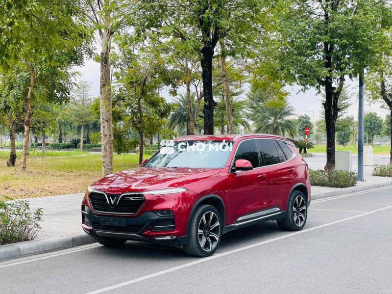 VinFast Lux SA2.0 2019 Premium 2.0 AT - 60000 km