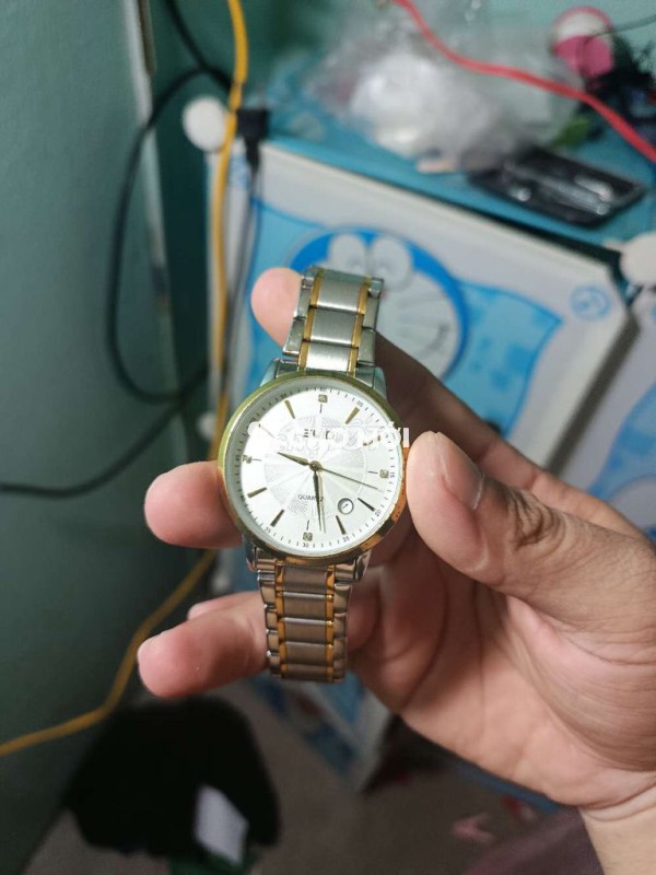 Đồng hồ chính hãng mua TGDD