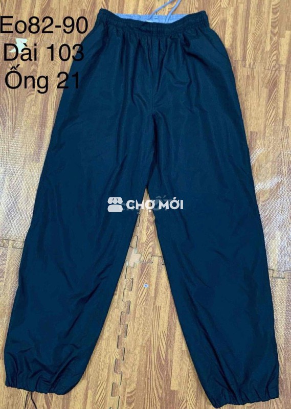 Quần gió Reebok trượt nước