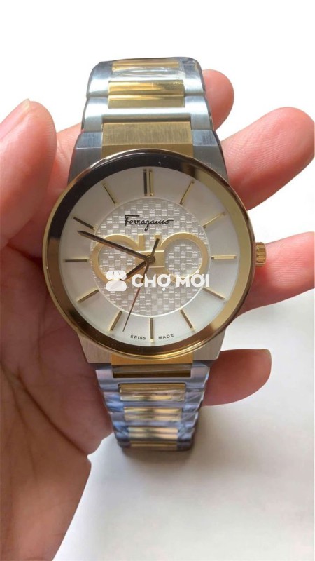 bán đồng hồ salvatore feragamo như trên hình