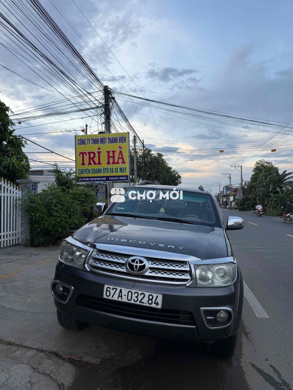 Toyota Fortuner 2009 2.5G - 200000 km