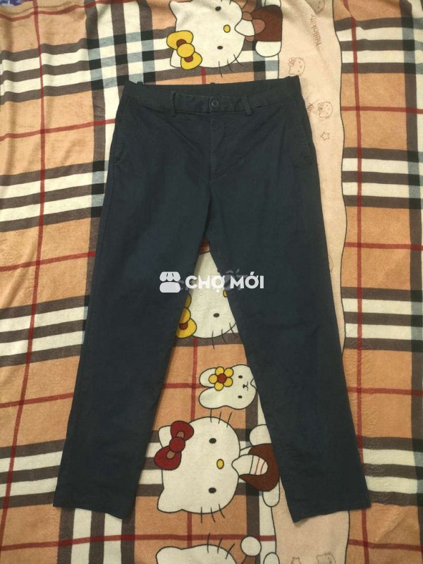 Quần kaki hiệu UNIQLO chính hãng size 30, 31