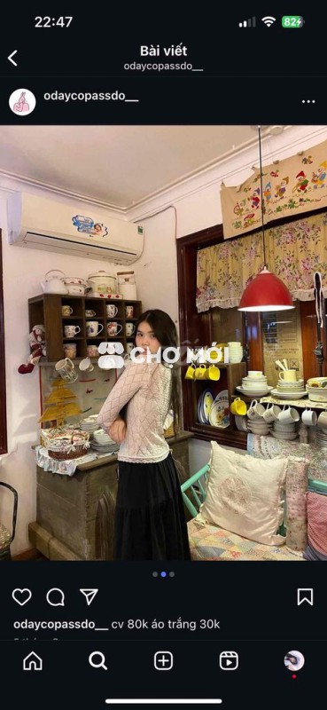 áo ren thun xốp tay đai và chân váy đen