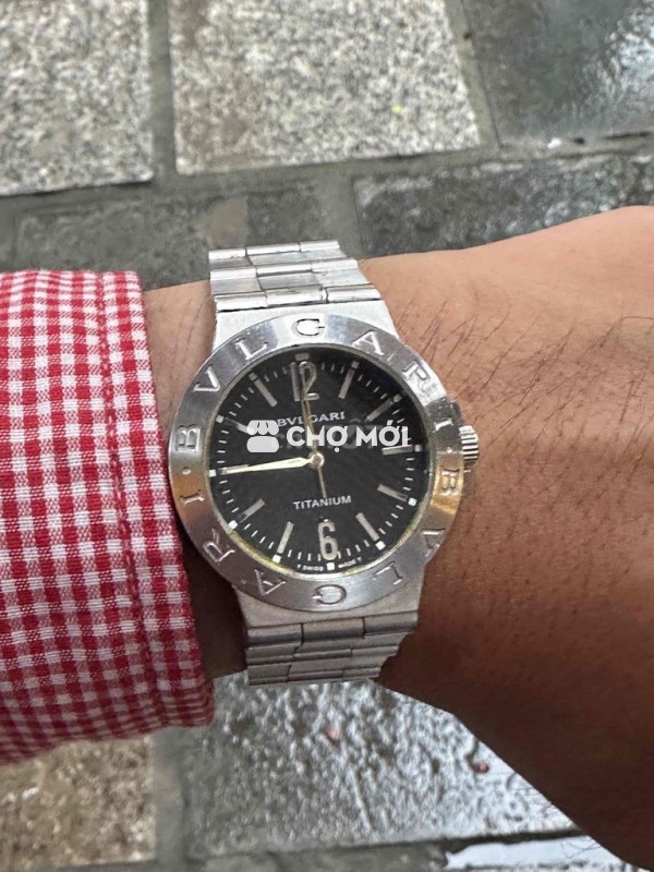 đồng hồ máy thuỵ sĩ