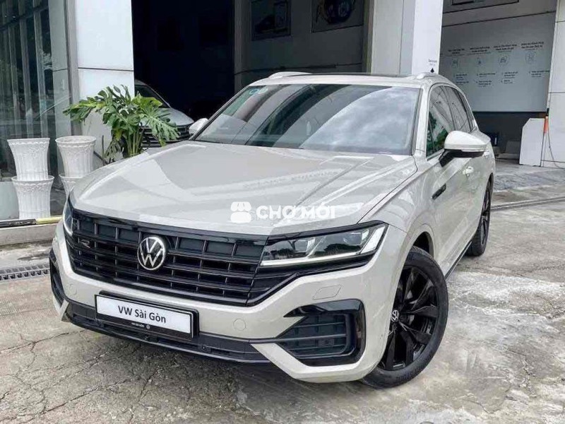 Volkswagen Touareg 2025 Chỉ 210Tr Nhận Xe Lăn Bánh