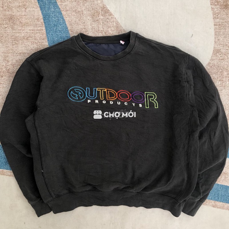 OUTDOOR PRODUCTS BIG LOGO BLACK SWEATER