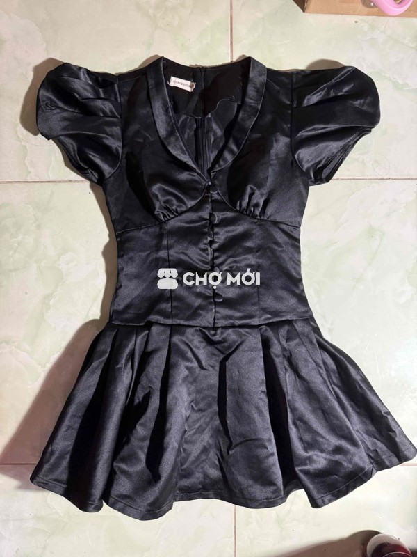 Đầm tk chất tatta size S 70k