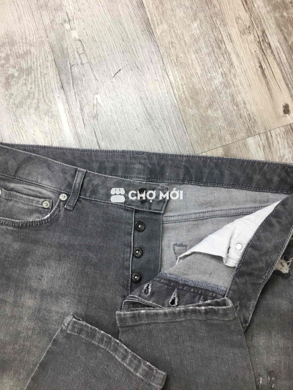 Topman.    Nút gài       Made in turkey