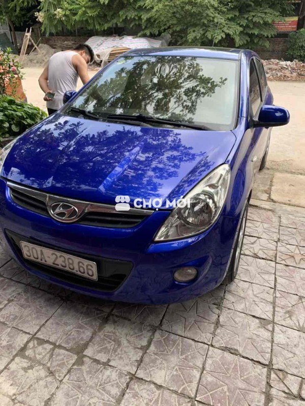 Hyundai i20 2011 1.4 AT - 116000 km
