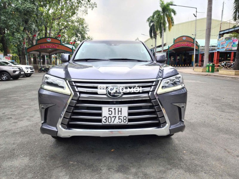 Lexus LX 570 nhập Mỹ, cực mới,xe nhà toàn trùm mền