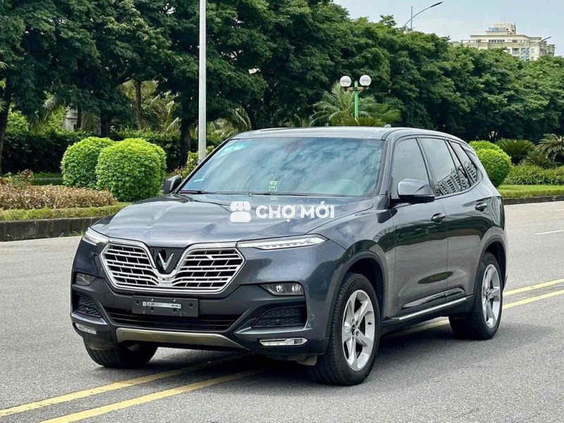 VinFast Lux SA2.0 2019 2.0 AT - 40000 km