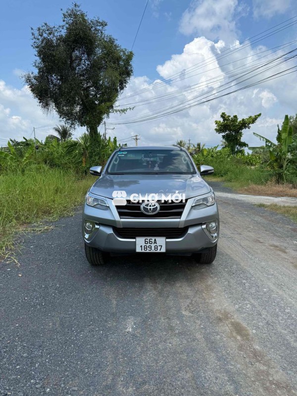 Toyota Fortuner 2018.số sàn.máy dầu.máy zin