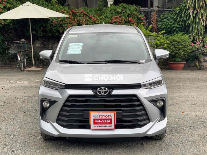 Toyota Avanza Premio 1.5CVT 2023 xe hãng bán