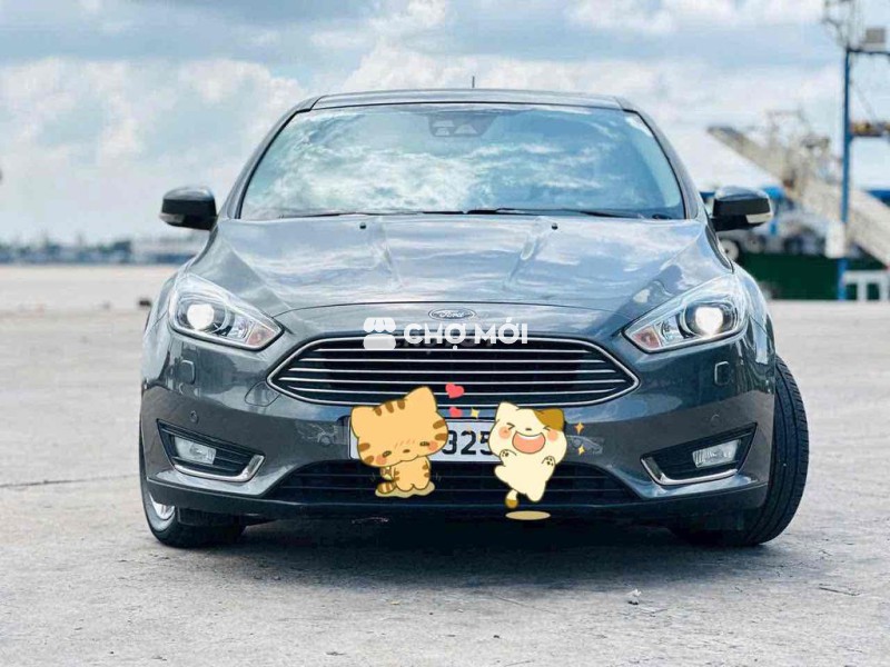Ford Focus 1.5 Titanium 2018 - giá tốt 385tr TL