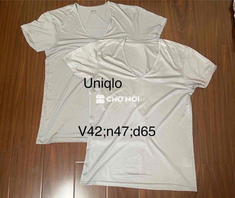 áo thun lót Uniqlo size S cặp 70k/2cái