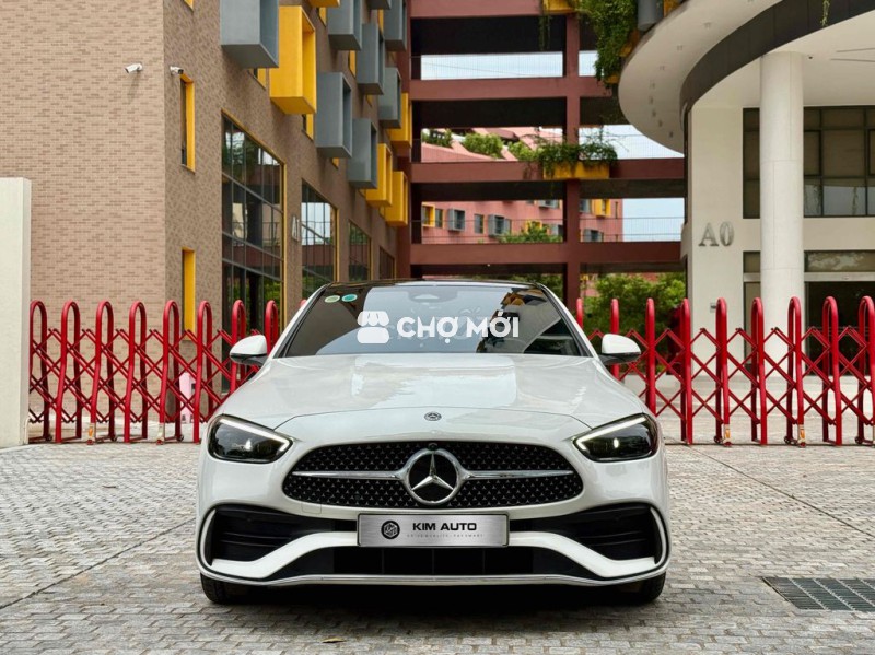 Mercedes Benz C300 AMG 2021 - 24000 km